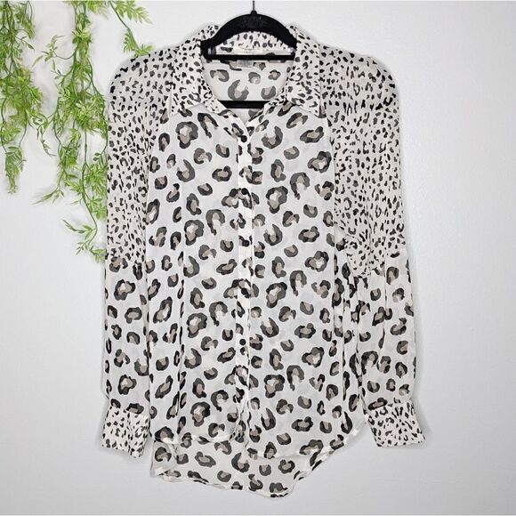 (I.ner) Women's Leopard Print Button Up Blouse Medium - Picture 1 of 8